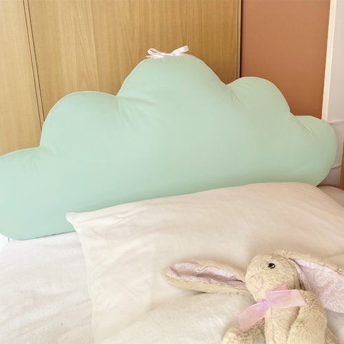 Tête de lit coussin nuage vert d'eau, pour tour de lit bébé ou lit cabane enfant, largeur 60, 70, 80 ou 90 cm