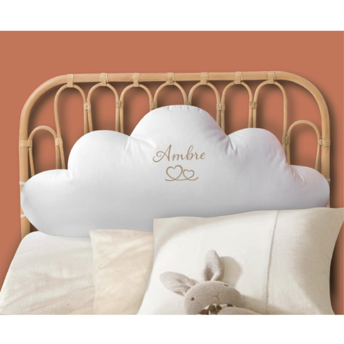 Coussin nuage blanc personnalisé avec prénom pour tête de lit, largeur au choix: 60, 70, 80, 90cm. avec ou sans motif coeur