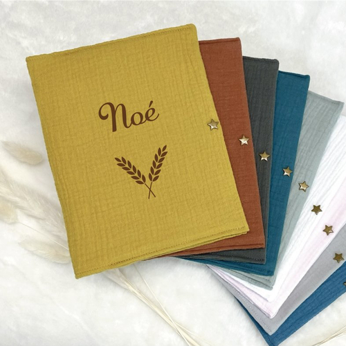 Protège carnet de santé couleur moutarde personnalisé, motif épi