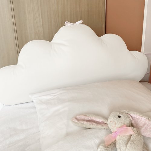 Coussin nuage ivoire pour tête de lit bébé ou lit cabane enfant