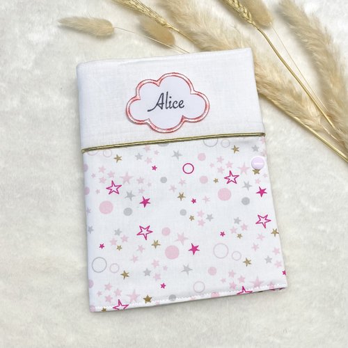 Protège carnet de santé personnalisé avec prénom brodé, motif étoile rose et dorée