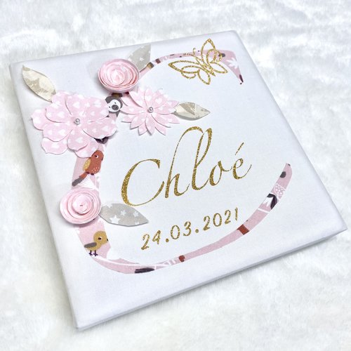 Tableau en tissu avec prénom et date de naissance, thème fleur rose et doré