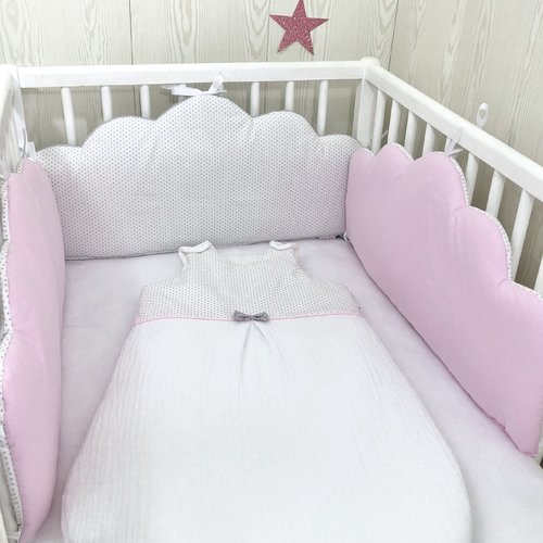 Tour de lit bébé en 3 nuages, rose, blanc et gris, réversible