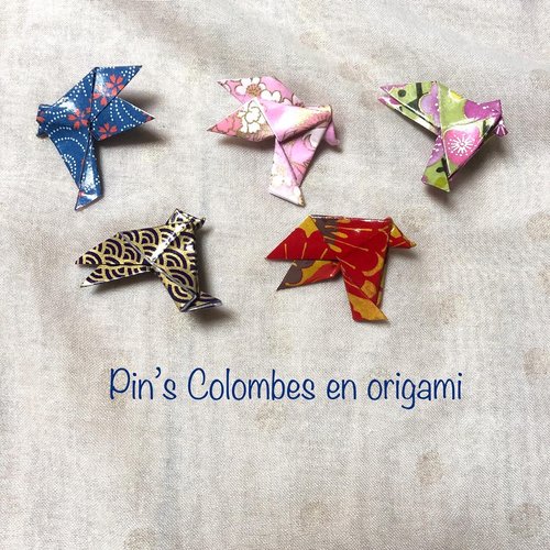 Petites broches colombes en origami