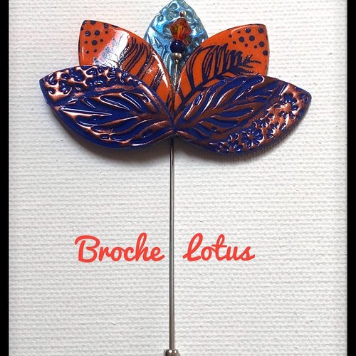Broche lotus
