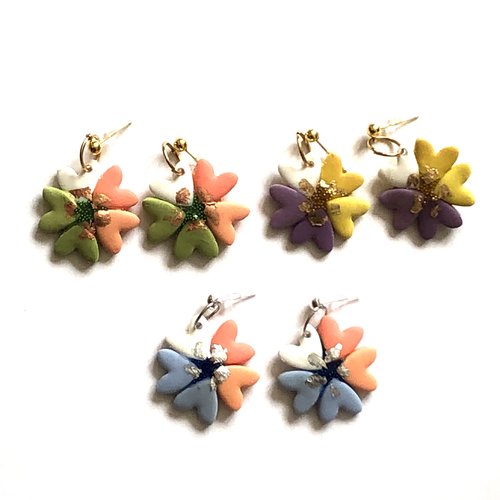 Boucles d’oreilles « fleurs de cœur »