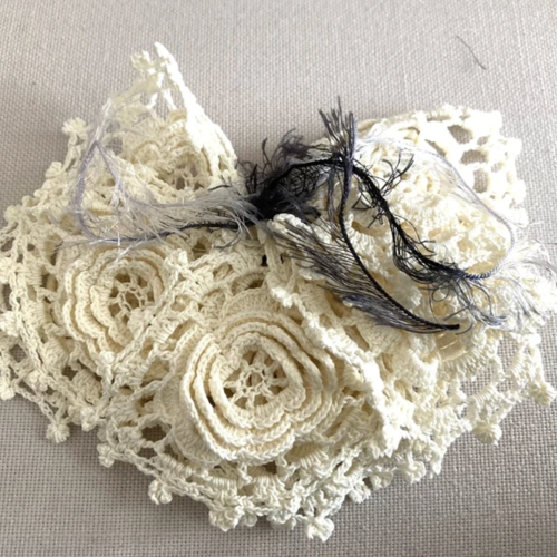Lot de petits napperons au crochet