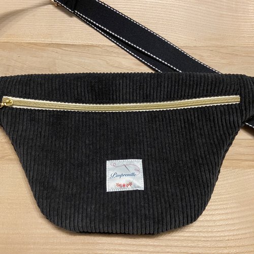 Sac banane en velours côtelé