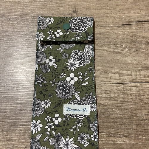 Etui pour brosse à dents vert