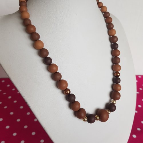 Collier tons marrons