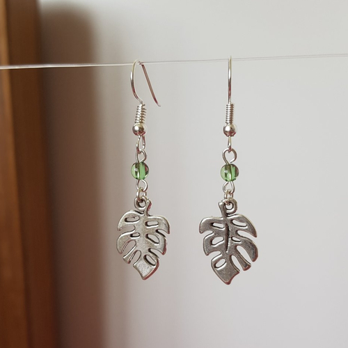 Boucles d'oreilles feuilles exotiques