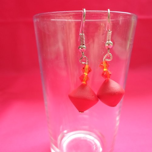 Boucles toupies rouge