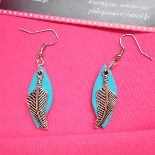 Boucles plumes turquoises