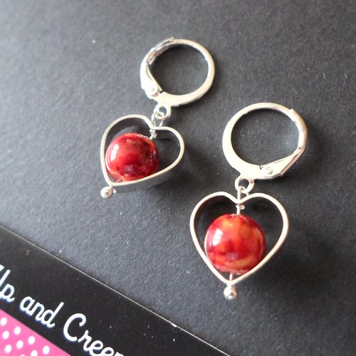 Boucles d'oreilles rouge d'amour