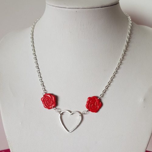 Collier roses d'amour