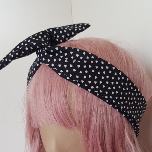 Bandeau à cheveux noir & cœurs