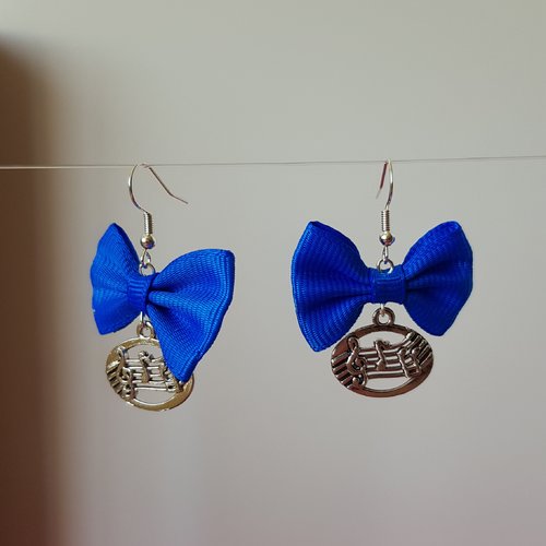 Mes nœuds musicaux bleus