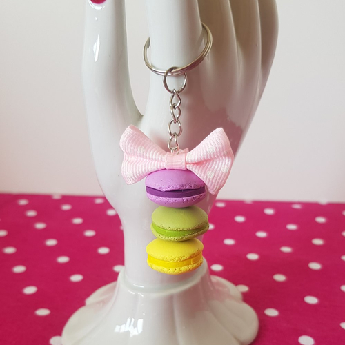 Porte clé macaron rose et framboise