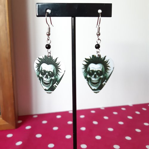 Boucles mediator crazy skull