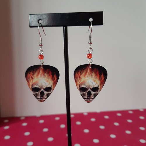 Boucles médiator skull on fire
