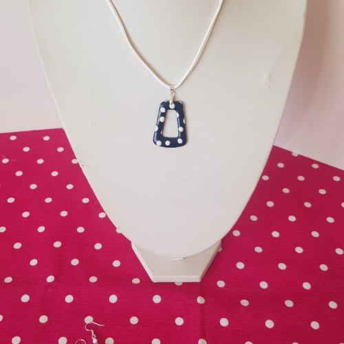 Parure marine à pois blancs
