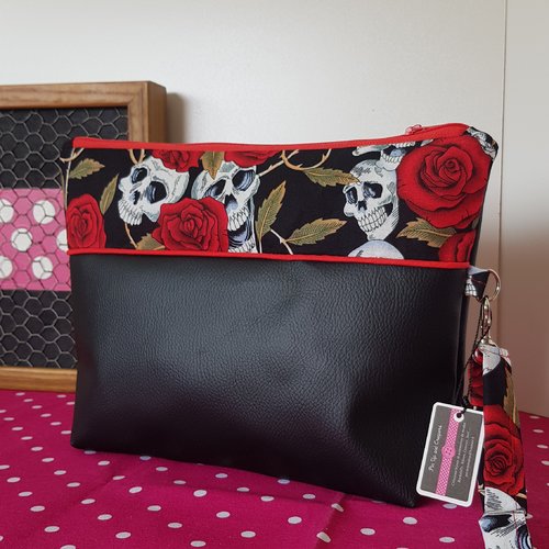 Sac pochette skull & roses rouge