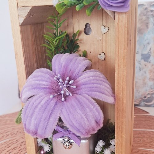 Cadre floral décoratif fait main