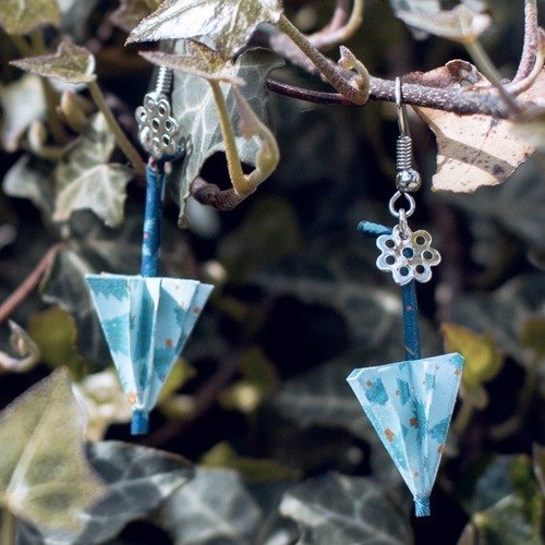 Parapluies en origami - boucles d'oreilles pendantes