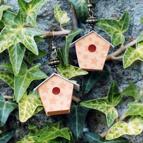 Cabane à oiseaux en papier - boucles d'oreilles pendantes