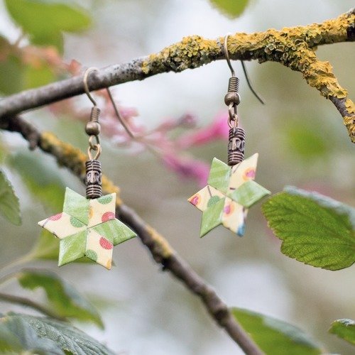 Étoiles en origami - boucles d'oreilles pendantes