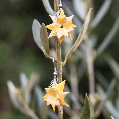 Étoiles en origami - boucles d'oreilles pendantes