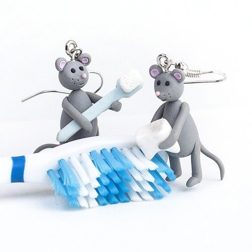 Souris dentistes  - boucles d'oreilles pendantes