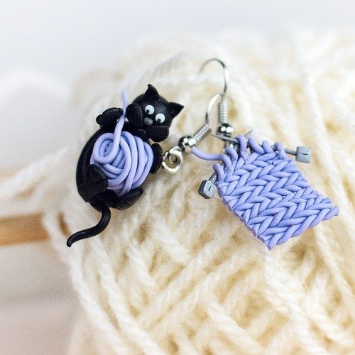 Tricot Chat Et Pelote Boucles D Oreilles Pendantes Un Grand Marche