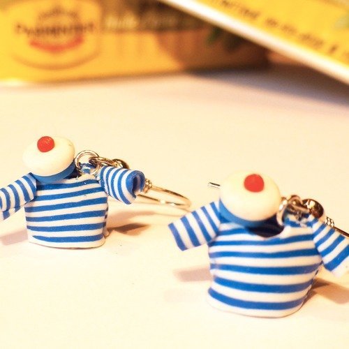 Costume de marin - boucles d'oreilles pendantes