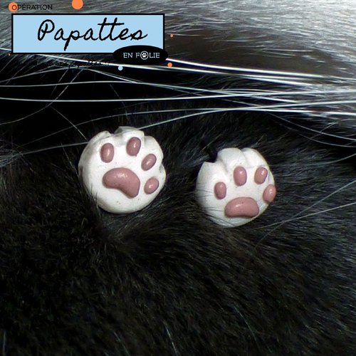 Pattes de chats blancs ou de lapin - boucle d'oreille non pendante, puce