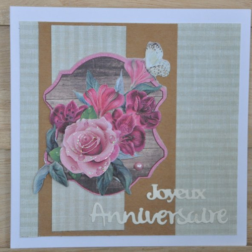 Carte double de joyeux anniversaire "bouquet de fleurs " en 3d