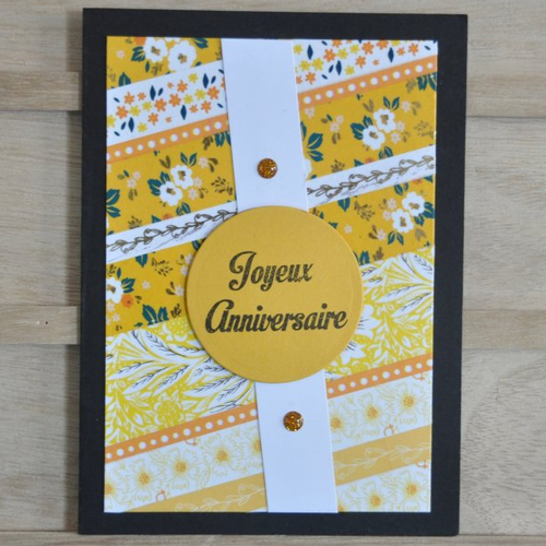 Carte double de joyeux anniversaire "fleurs jaunes"
