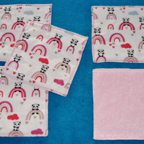 Lot de 5 maxi lingettes lavables ou debarbouillettes 15 x 15 cm coton / éponge motif petits pandas arc-en-ciel