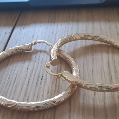 Créoles élégantes 55 mm plaquées or 14 carats