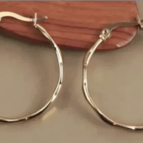 Créoles martelées doré à l'or fin 14 carats