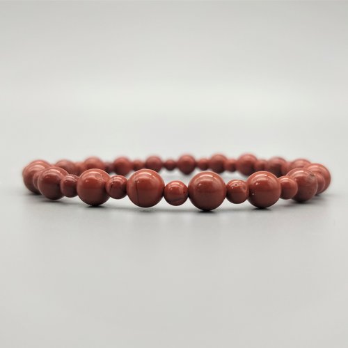 Bracelet élastique en jaspe rouge naturelle. perles 4 et 6 mm. gemme pierre fine semi-précieuse véritable.