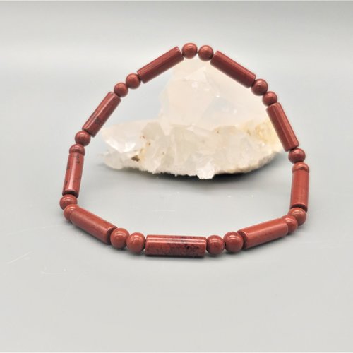 Bracelet jaspe rouge, pierres naturelles bracelet élastique. perles formes tube et ronde de 4 mm de diamètre.