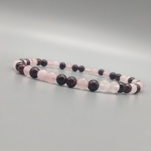 Bracelet grenat et quartz rose, pierres véritables 6 mm. bracelet élastique. homme femme. gemme pierre fine.
