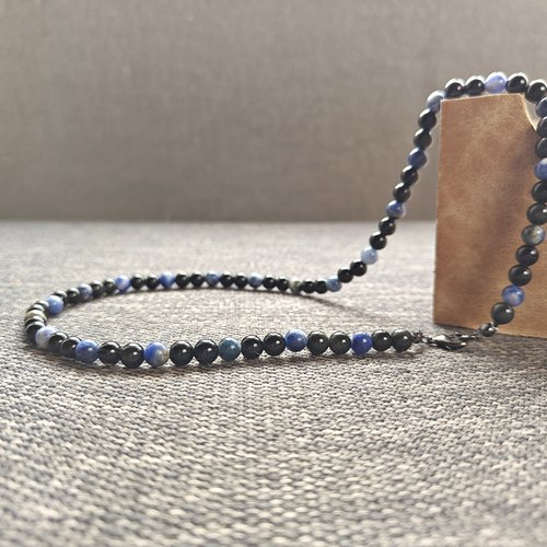 Collier obsidienne noire et sodalite (6 mm). longueur au choix. pierres fines véritables.