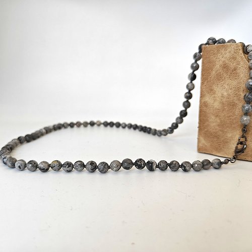 Collier pierre jaspe gris marbré facetté naturel, perles 6 mm nouées. bijou homme, femme. longueurs au choix