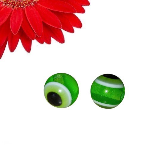 20 perles rondes en résine couleur vert, blanc et noir - déstockage