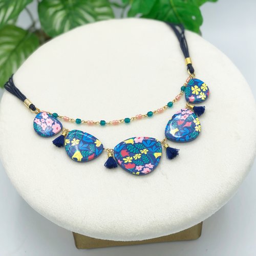 Collier fantaisie botanic avec le motif floral, fabriqué en france, 2 couleurs au choix