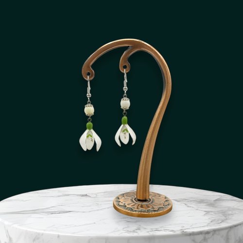 Boucles d'oreilles crochet fleur perce-neige fait main en résine, fabriqué en france, 2 modèles au choix