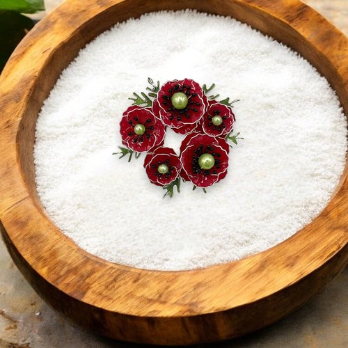 Broche coquelicot faite main en résine, fabriquée en france