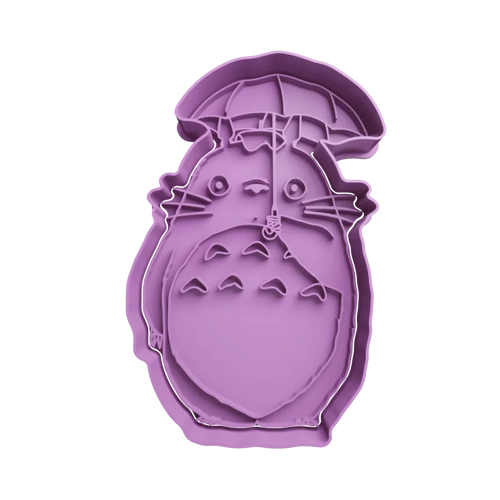 Totoro avec un biscuit parapluie